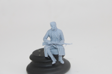 Peddinghaus 3 D Druck 1/35 35W051 Soldat sitting in grecoat and fieldcap with K 98 rifle