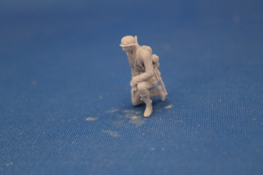 Peddinghaus 3 D Druck 1/48 48F052 7,5 cm Pak 40 gunner kneeing