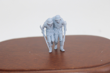 Peddinghaus 3 D Druck 1/48 48F094 Soldat stützt seinen verwundeten Kameraden