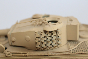 Peddinghaus-Modellbau 1/35 225 Plasticinjection single tracklinks for Tiger Tank ( summerversion), 210 pieces