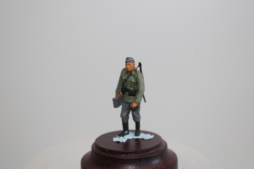 Preview: Nordwind 1/48 NWW 061 german NCO artillery crew watching