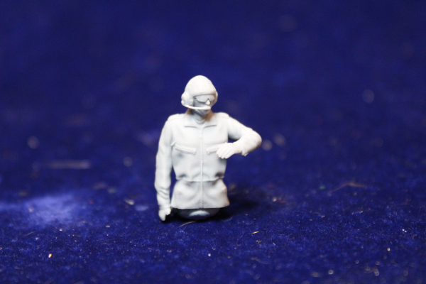 Peddinghaus 3 D Druck 1/48 48136 Bundeswehr Panzercrew Halbfigur mit Helm  eine Hand auf der Luke