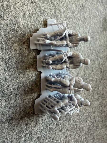 Peddinghaus 3D-Druck 1-72 72F494 4 Soldaten passend für einen Kübelwagen