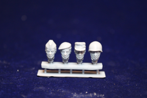Peddinghaus 3 D Druck 1:48 48232 Frühe Bundeswehr  Fahrer und Beifahrer 4 Figuren