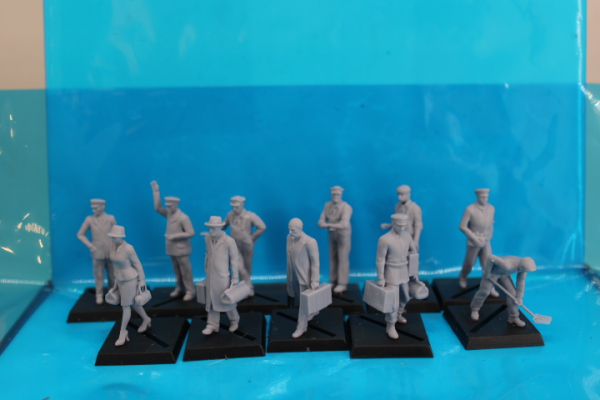 Peddinghaus 3 D -Druck 1/72 72F142 12 passengers and trainpersonal