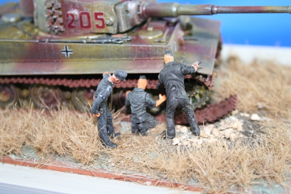 Nordwind 004 3 1/48 german mechanic's working- 3 man